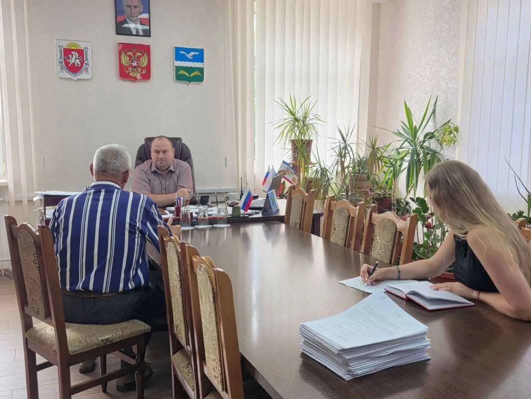 Глава администрации Александр Соколовский провёл приём граждан