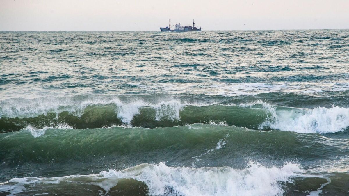 Беспилотники атаковали турецкое в Черном море у берегов Туапсе