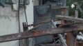 Четыре человека пострадали после попадания БПЛА в пятиэтажный жилой дом в Севастополе, сообщил губернатор Михаил Развожаев