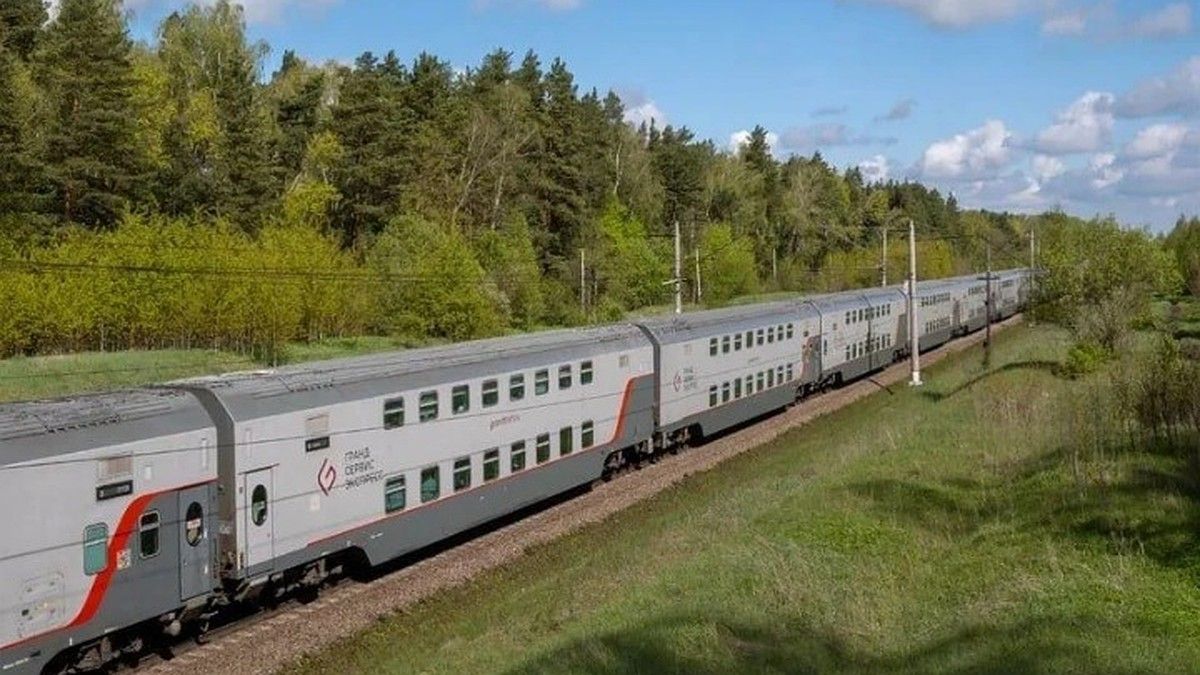 В Крыму поезда «Таврия» продолжат курсировать до Керчи