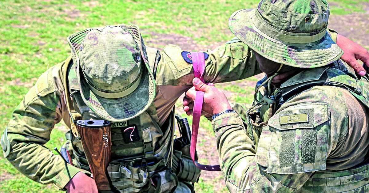 Ангелы передовой: как военные медики вытаскивают бойцов из лап смерти