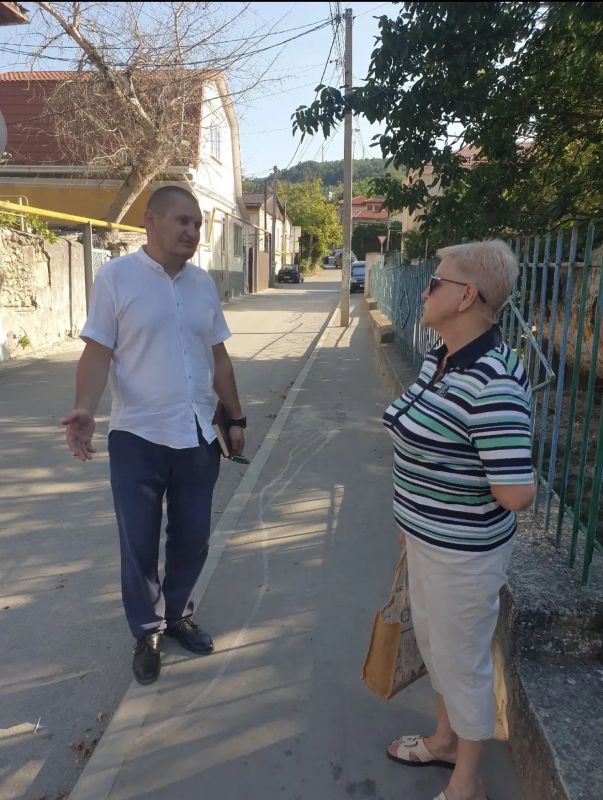 Выездные встречи депутатов Бахчисарайского городского совета с жителями: работа продолжается Выездные встречи депутатов Бахчисарайского городского совета с жителями: работа продолжается