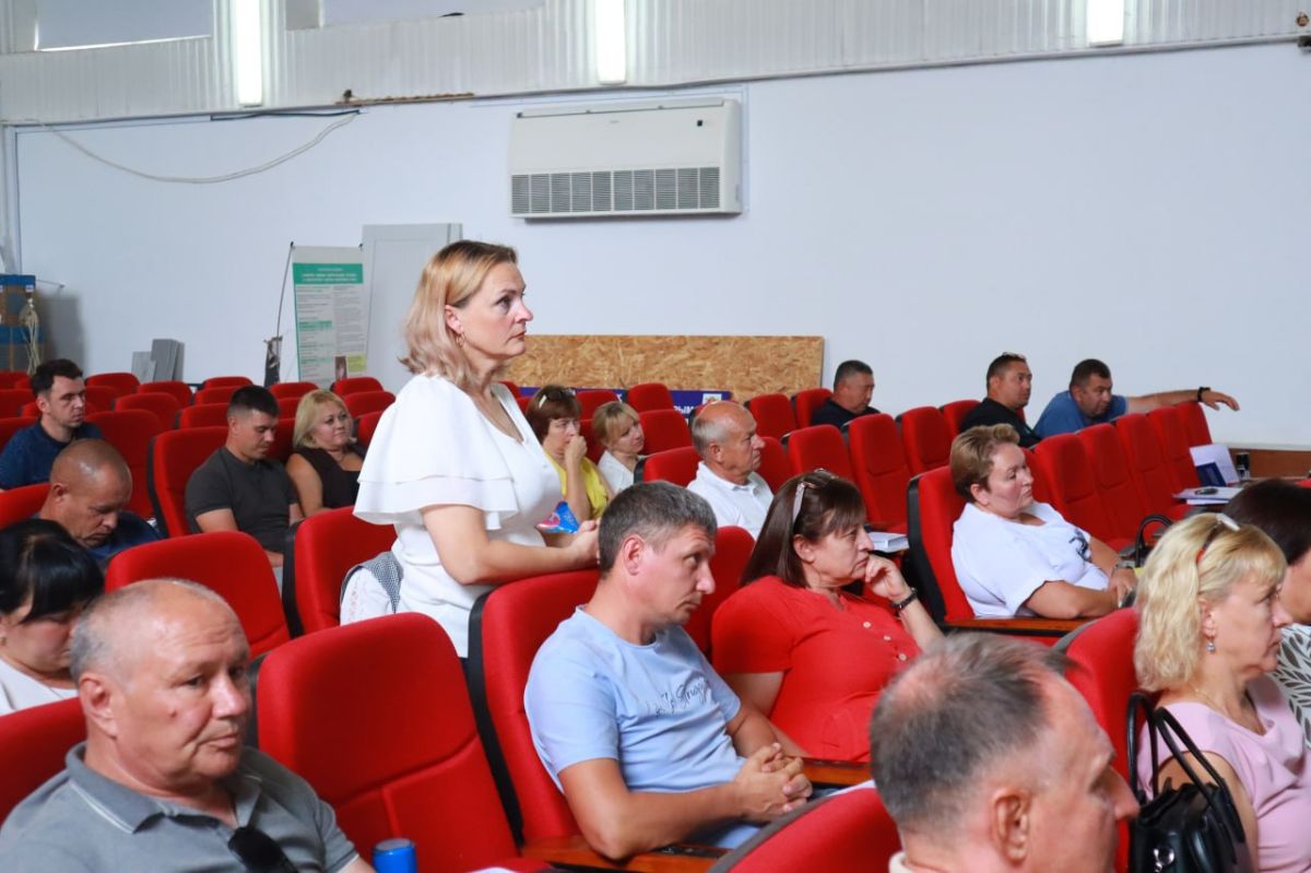 Дмитрий Чумаков: С рабочим визитом Белогорский район посетила заместитель Председателя Совета министров Республики Крым Ольга Шевцова, курирующая наш район Дмитрий Чумаков: С рабочим визитом Белогорский район посетила заместитель Председателя Совета министров Республики Крым Ольга Шевцова, курирующая наш район