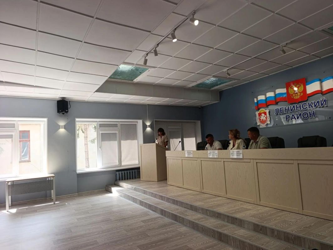 Виктория Заботина провела очередное заседание сессии Ленинского районного совета