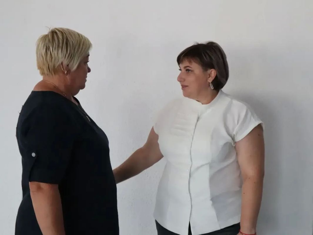 В преддверии Дня знаний посетила школы в селах Рощино и Новостепное! В преддверии Дня знаний посетила школы в селах Рощино и Новостепное!