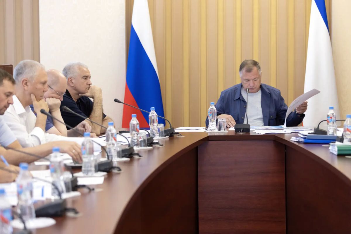Сергей Аксёнов: Под руководством заместителя Председателя Правительства РФ Марата Шакирзяновича Хуснуллина состоялся ряд совещаний, в том числе по теме подготовки республики к прохождению осенне-зимнего периода Сергей Аксёнов: Под руководством заместителя Председателя Правительства РФ Марата Шакирзяновича Хуснуллина состоялся ряд совещаний, в том числе по теме подготовки республики к прохождению осенне-зимнего периода
