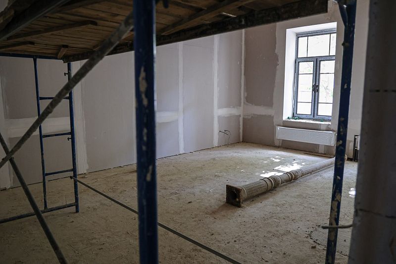 В Симферополе завершают реставрацию Крымской филармонии В Симферополе завершают реставрацию Крымской филармонии