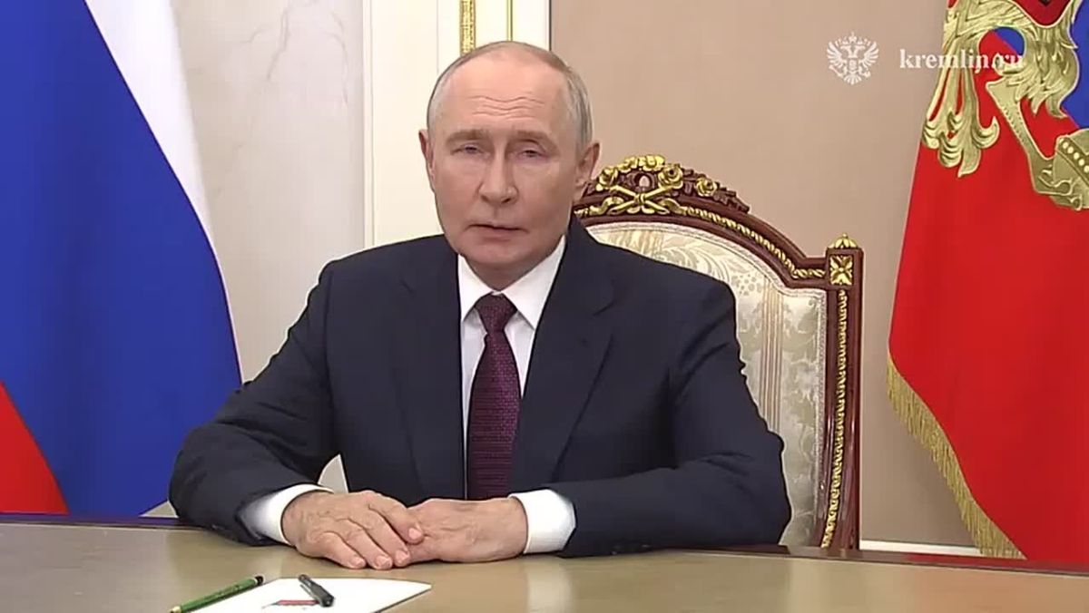 Владимир Путин поздравил россиян с Днем знаний
