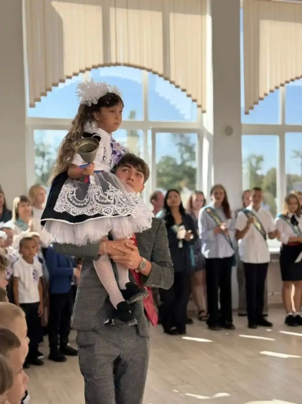 В Джанкойском районе отметили День знаний В Джанкойском районе отметили День знаний