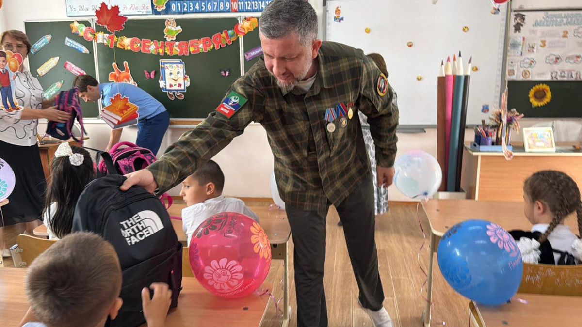 По поручению руководства фонда, представитель БФ в Дагестане посетил школу имени Героя России Магомеда Нурбагандова По поручению руководства фонда, представитель БФ в Дагестане посетил школу имени Героя России Магомеда Нурбагандова