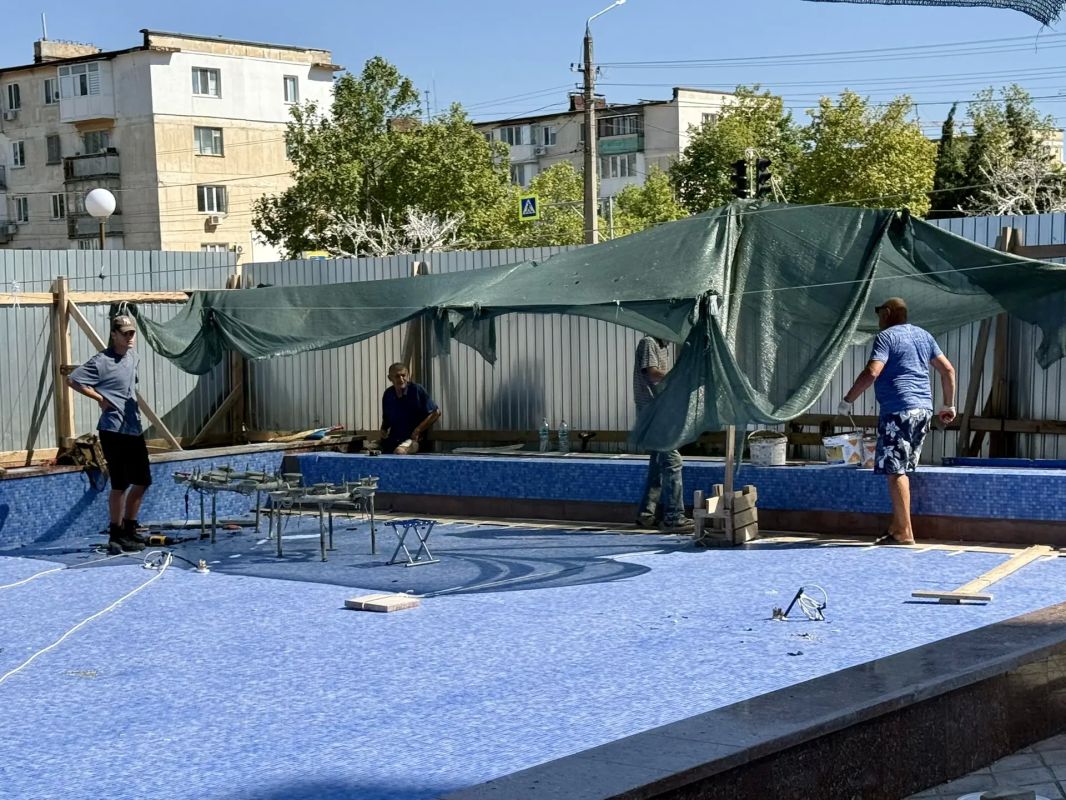 Виталий Оганесян: Проверил ход работ по ремонту фонтана возле ЗАГСа Виталий Оганесян: Проверил ход работ по ремонту фонтана возле ЗАГСа