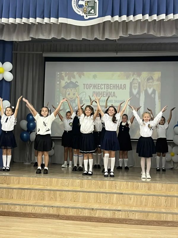 Дорогие школьники, уважаемые педагоги и родители! Дорогие школьники, уважаемые педагоги и родители!