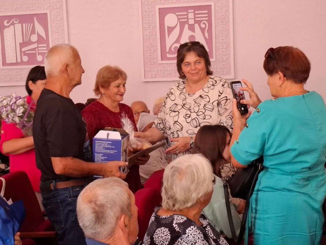 В Советском чествовали старшее поколение и подводили итоги конкурса «Ветеранское подворье-2026" В Советском чествовали старшее поколение и подводили итоги конкурса «Ветеранское подворье-2026"