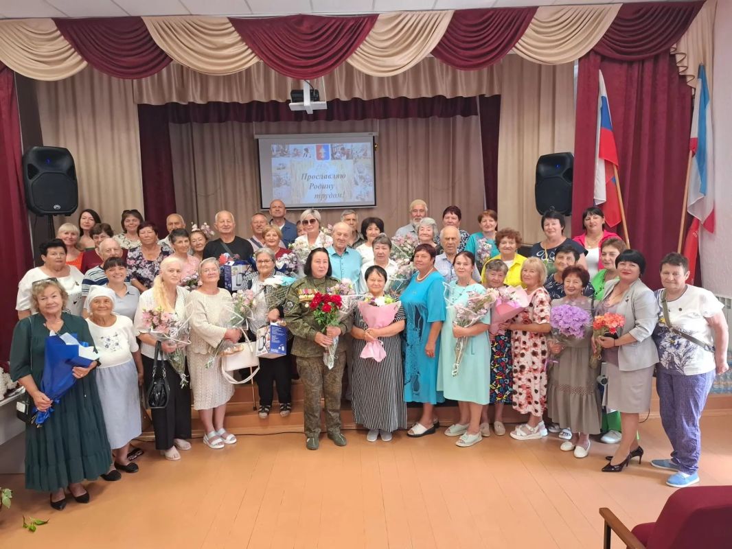 В Советском чествовали старшее поколение и подводили итоги конкурса «Ветеранское подворье-2026" В Советском чествовали старшее поколение и подводили итоги конкурса «Ветеранское подворье-2026"