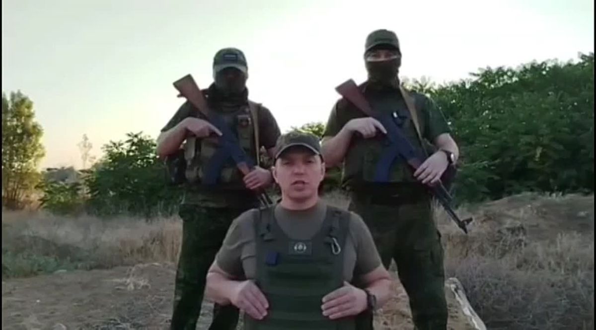 Бойцы Крымского полка поздравили ялтинцев с Днем знаний
