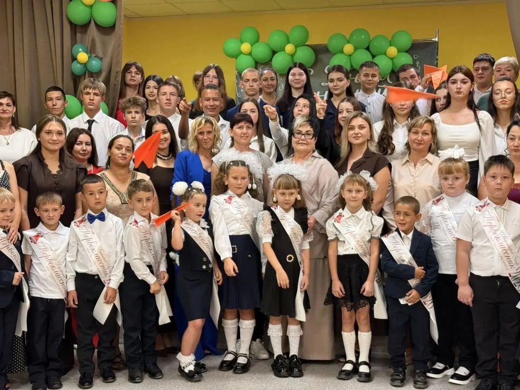 В Джанкойском районе отметили День знаний В Джанкойском районе отметили День знаний