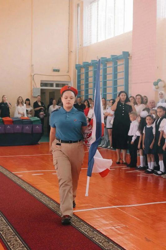 В школах Бахчисарайского района прошли торжественные линейки, посвященные Дню знаний В школах Бахчисарайского района прошли торжественные линейки, посвященные Дню знаний