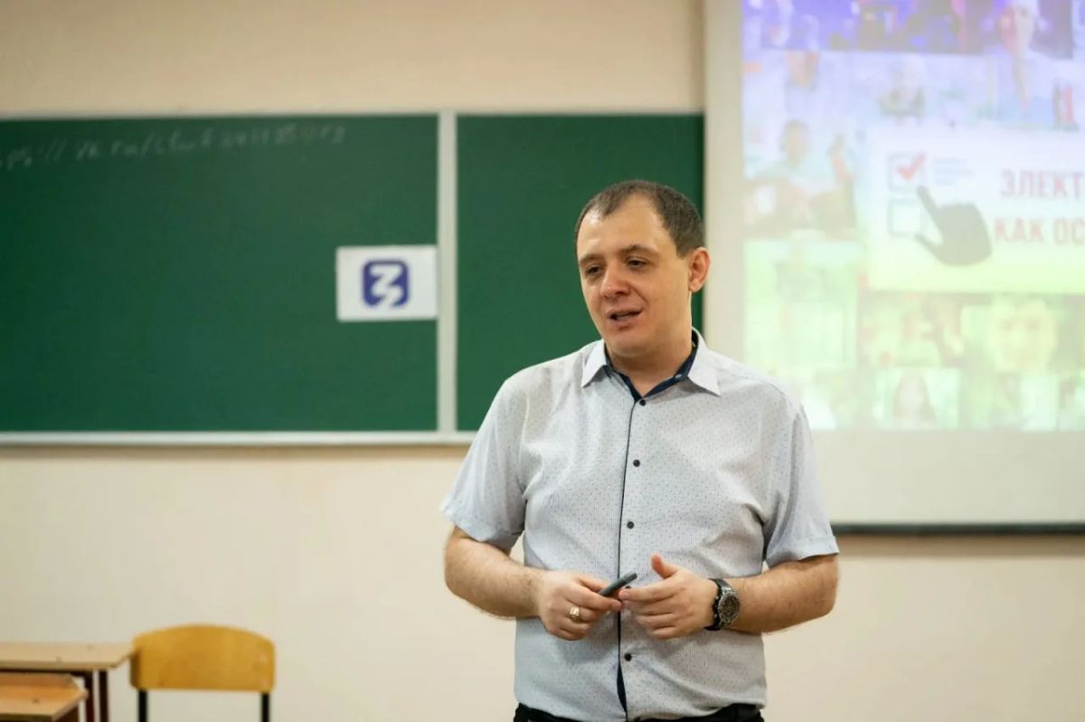 В День знаний крымские студенты стали участниками просветительского проекта В День знаний крымские студенты стали участниками просветительского проекта
