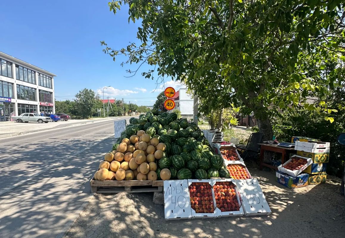 В Симферопольском районе усилена борьба со стихийной торговлей