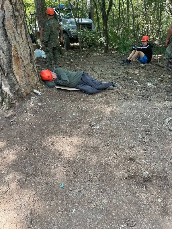 Борьба с огнём в Ялте продолжается Борьба с огнём в Ялте продолжается