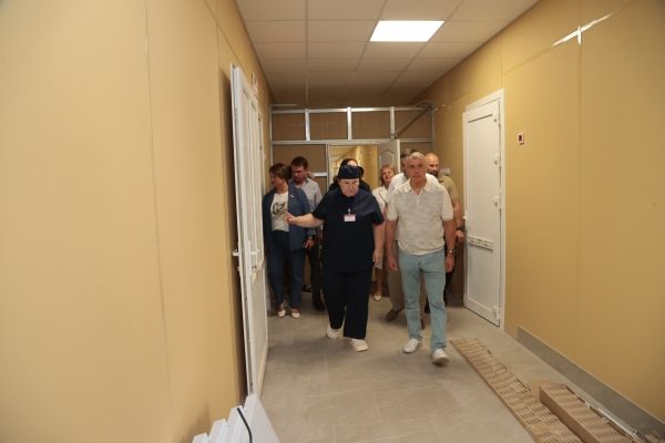 Владимир Константинов посетил Красногвардейский и Первомайский районы Владимир Константинов посетил Красногвардейский и Первомайский районы