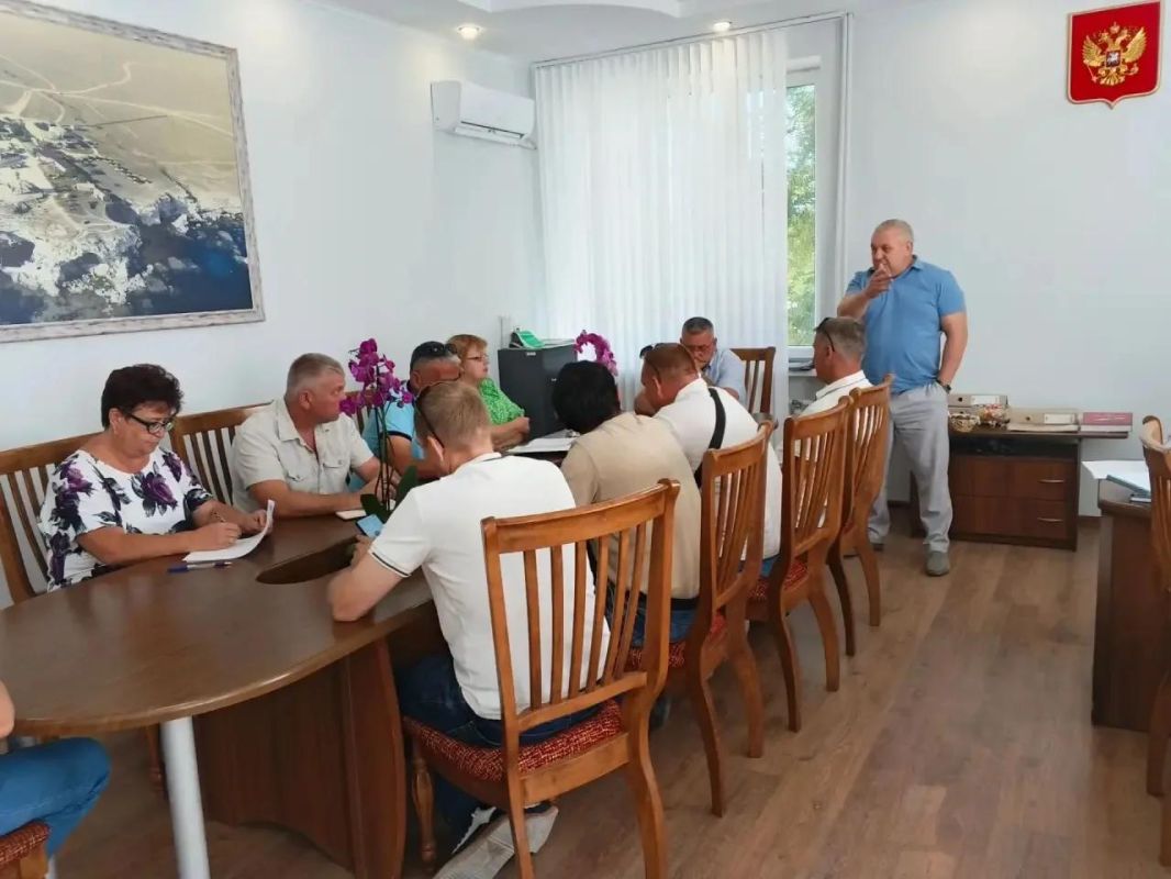 Андрей Шатыренко: провел рабочее совещание с руководителями управляющих компаний Андрей Шатыренко: провел рабочее совещание с руководителями управляющих компаний