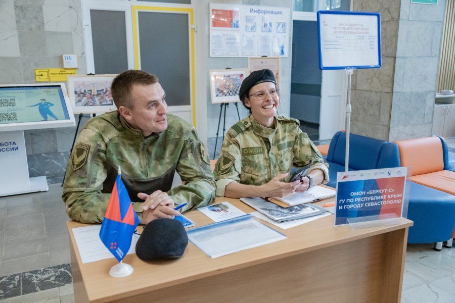 Более 40 участников СВО и членов их семей получили помощь на встрече клуба «ZA СВОих» Более 40 участников СВО и членов их семей получили помощь на встрече клуба «ZA СВОих»