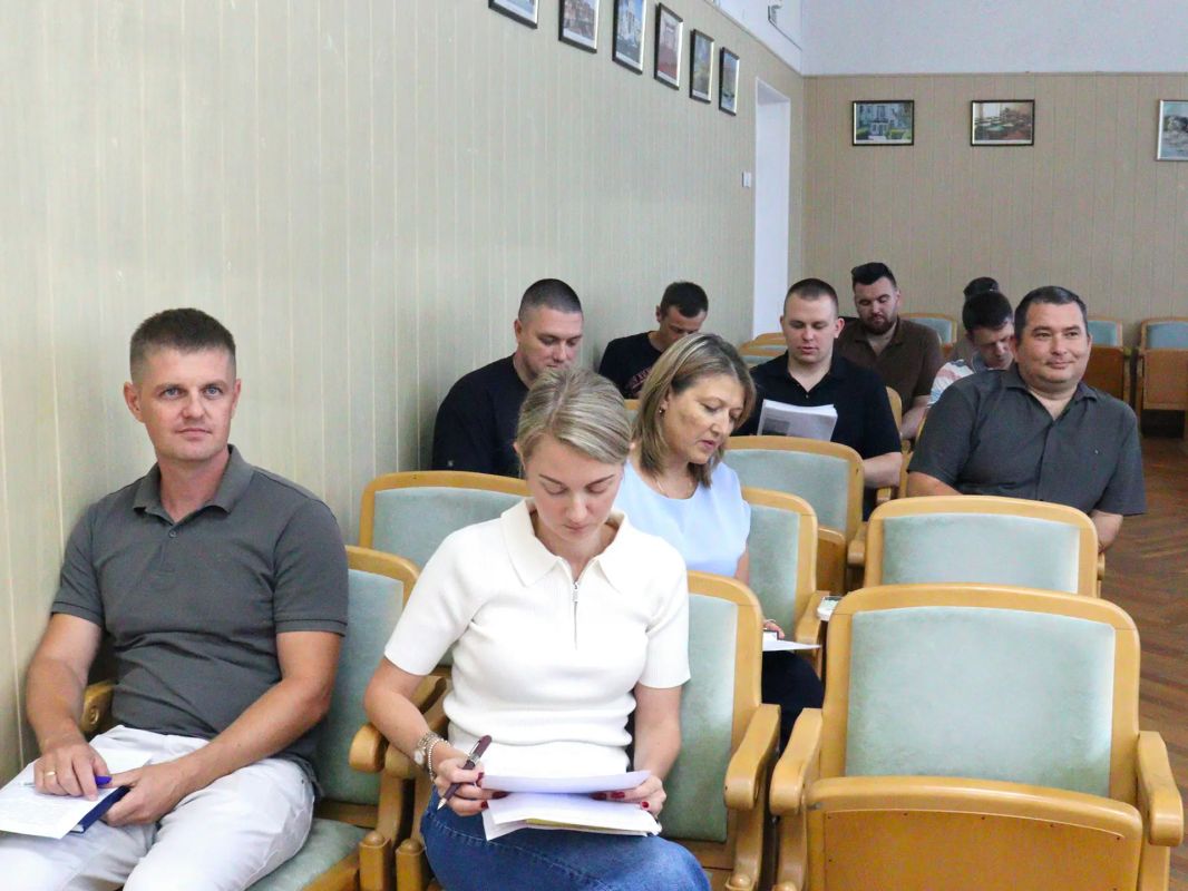 В Симферопольском районе обсудили оптимизацию системы обращения с отходами В Симферопольском районе обсудили оптимизацию системы обращения с отходами