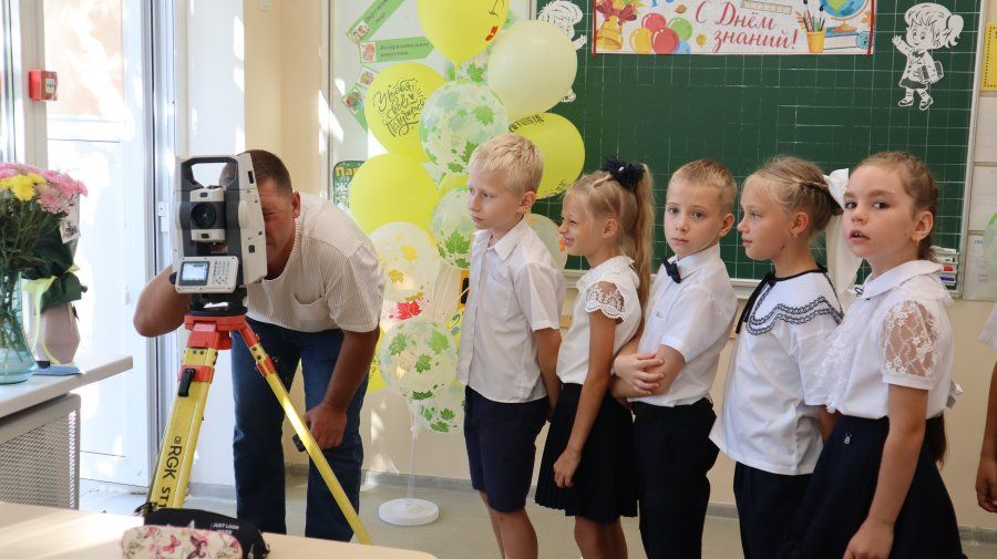 С началом учебного года в севастопольских школах возобновились профориентационные уроки С началом учебного года в севастопольских школах возобновились профориентационные уроки