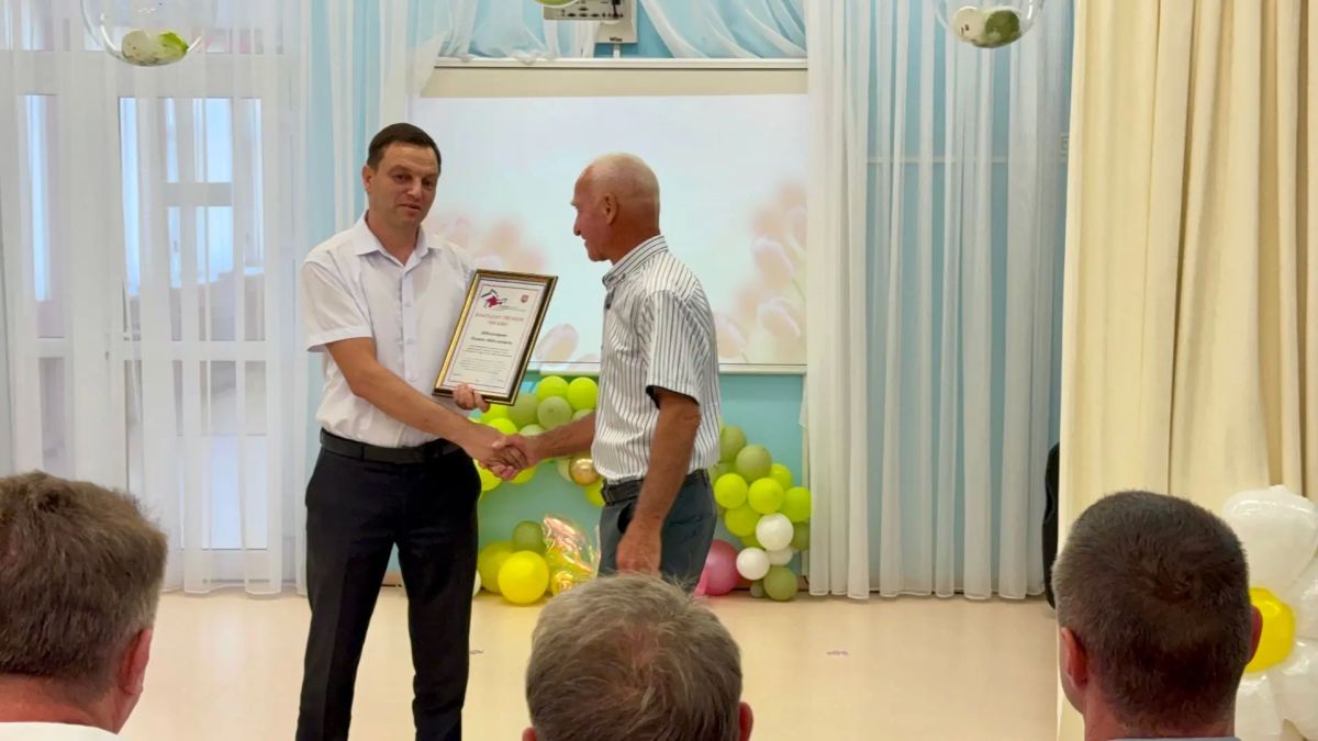 Руслан Якубов поздравил с 5-летним юбилеем детский сад «Ляле» Руслан Якубов поздравил с 5-летним юбилеем детский сад «Ляле»
