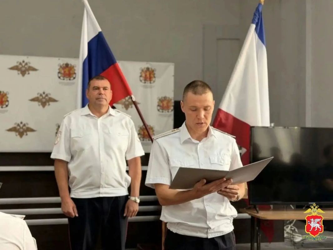 В УМВД России «Керченское» молодые сотрудники приняли Присягу В УМВД России «Керченское» молодые сотрудники приняли Присягу