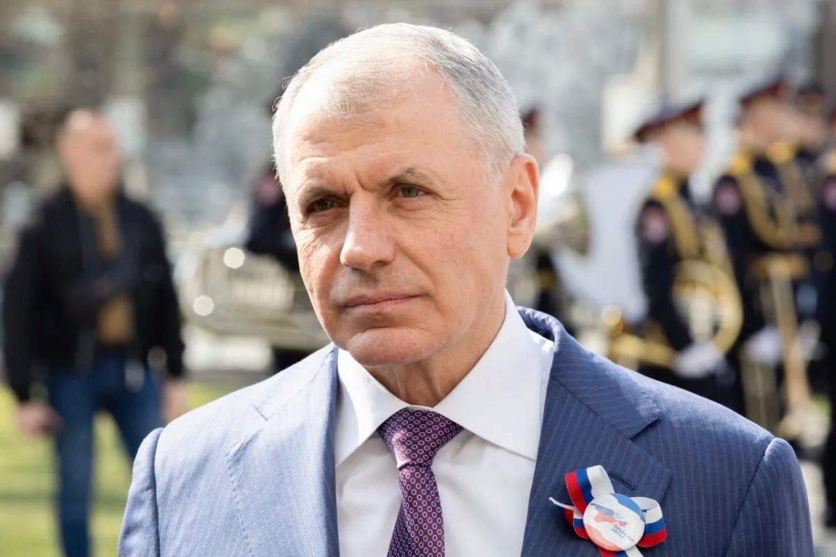 Владимир Путин наградил председателя Госсовета Крыма орденом «За доблестный труд»