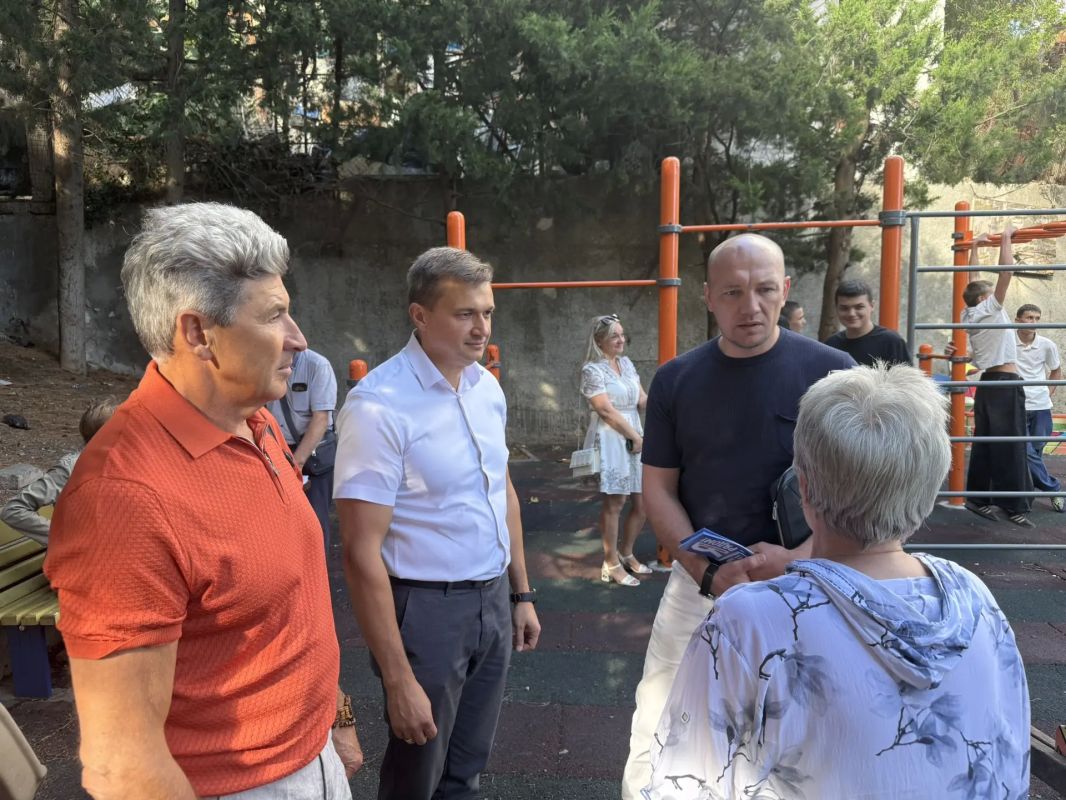 Константин Шимановский: Продолжаем подомовые обходы жителей муниципалитета