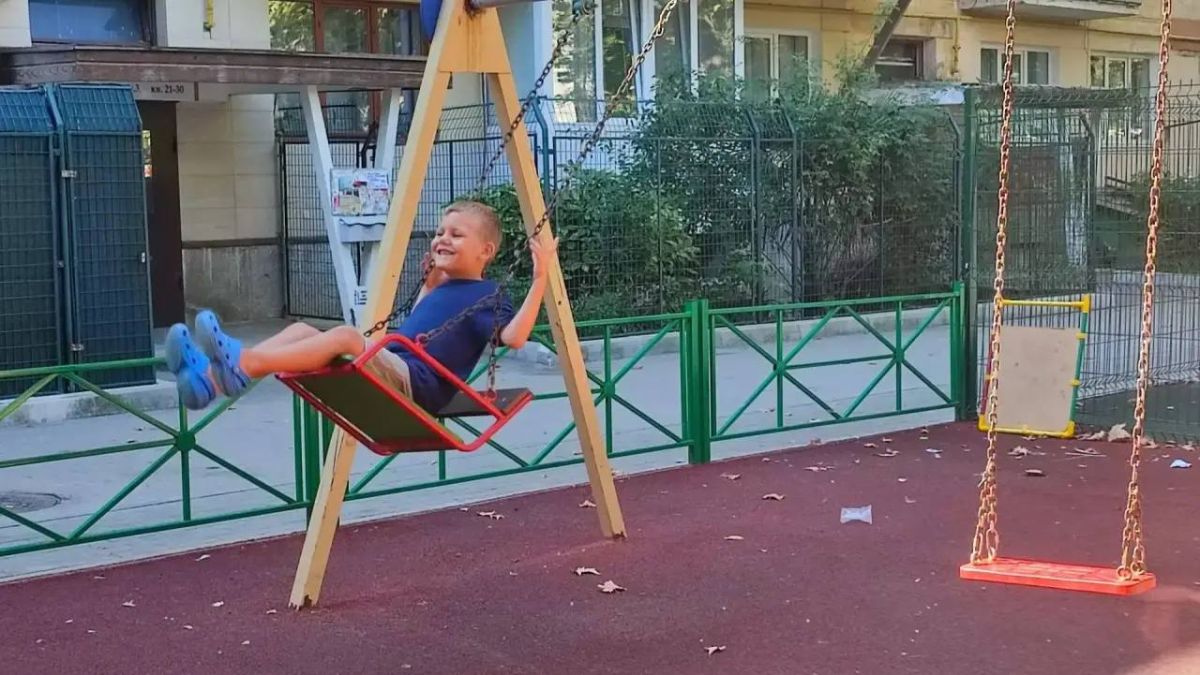 Выходные посвятила обходам многоквартирных домов и встречам с жителями Выходные посвятила обходам многоквартирных домов и встречам с жителями