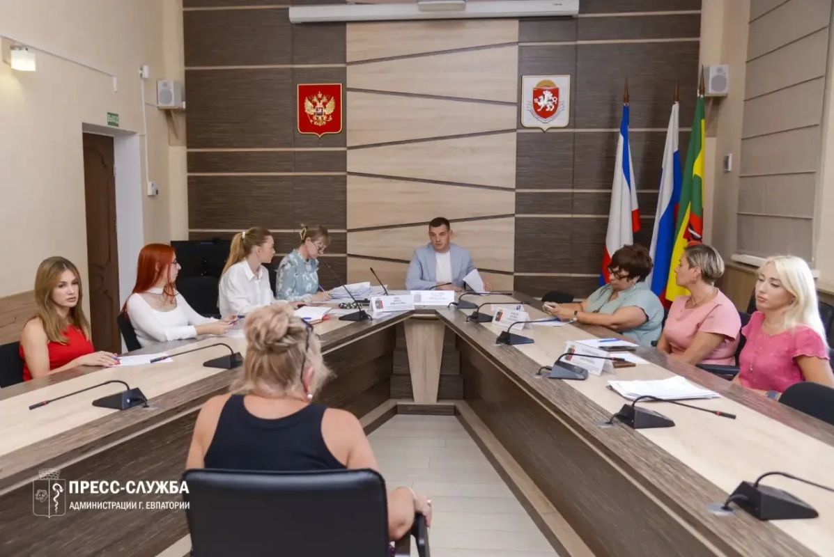 Заместитель главы администрации Сергей Колганов провел очередное заседание административной комиссии Заместитель главы администрации Сергей Колганов провел очередное заседание административной комиссии