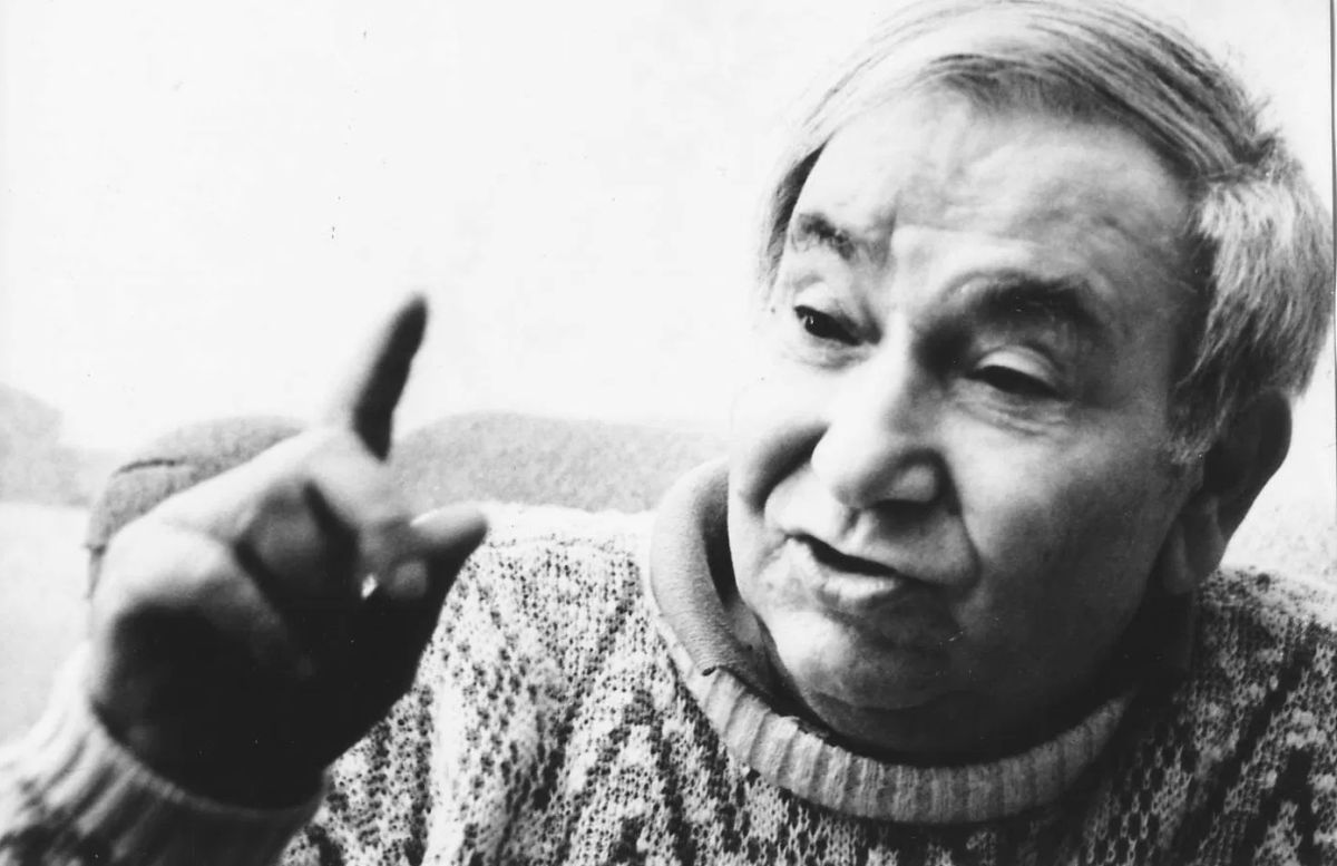 "Я узнал, что у меня есть огромная семья": 96 лет Владимиру Орлову "Я узнал, что у меня есть огромная семья": 96 лет Владимиру Орлову