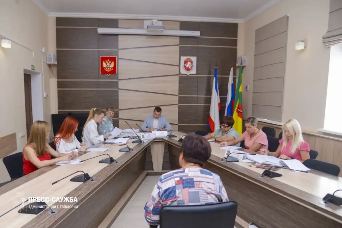 Заместитель главы администрации Сергей Колганов провел очередное заседание административной комиссии Заместитель главы администрации Сергей Колганов провел очередное заседание административной комиссии