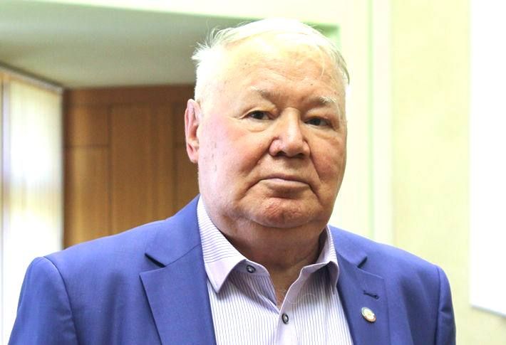 Председатель Общественной палаты РК Форманчук получил звание «Почётный гражданин Республики Крым»
