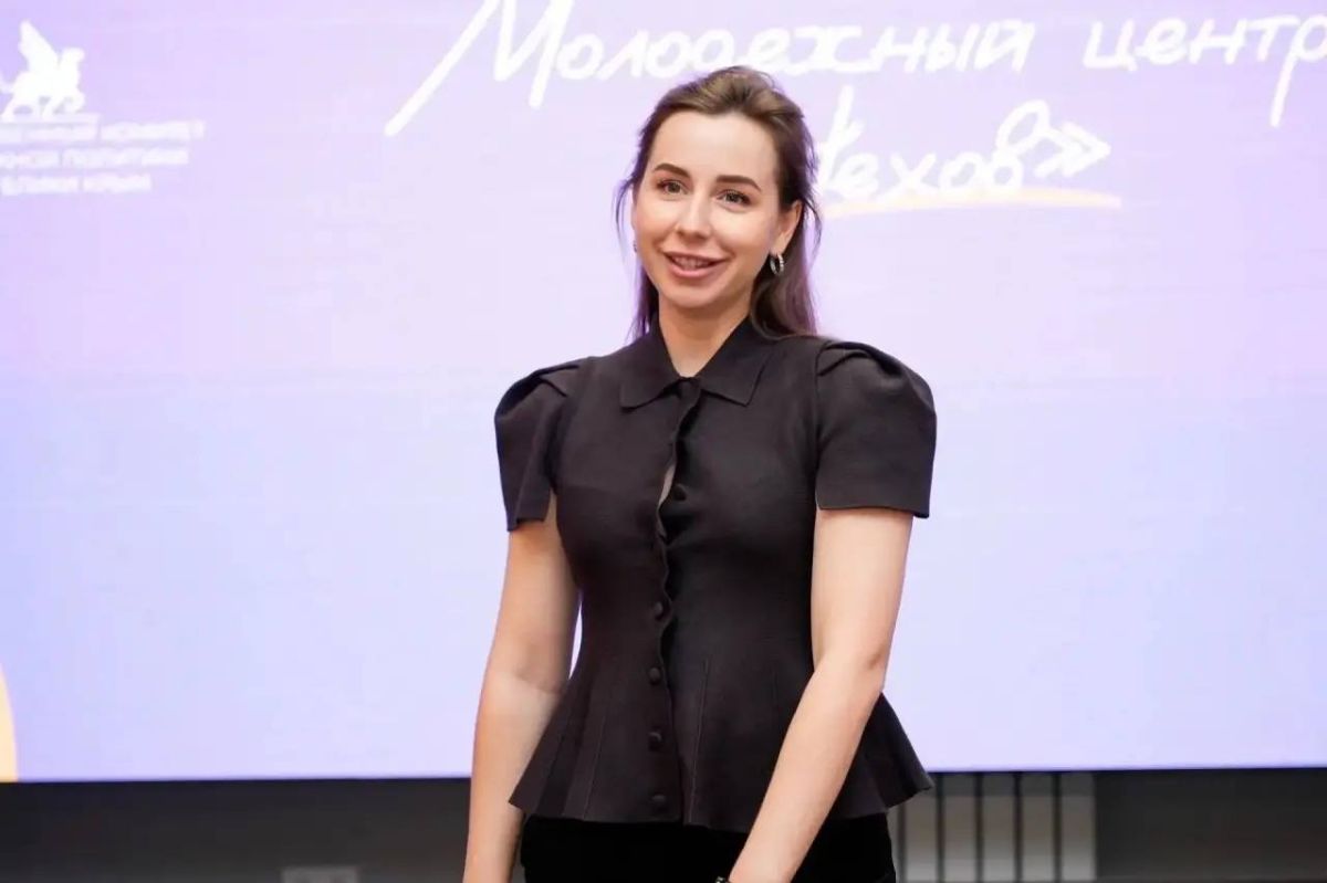 В Молодёжном центре «Чехов» состоялось открытие мероприятия «Единое студенчество» — площадки, объединившей активных и инициативных студентов Крыма