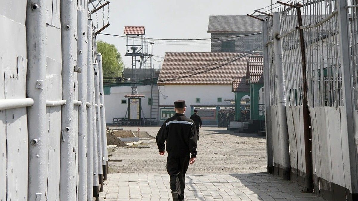 Помогал подготовить убийство и хранил боеприпасы: крымчанина посадили на 21 год за госизмену