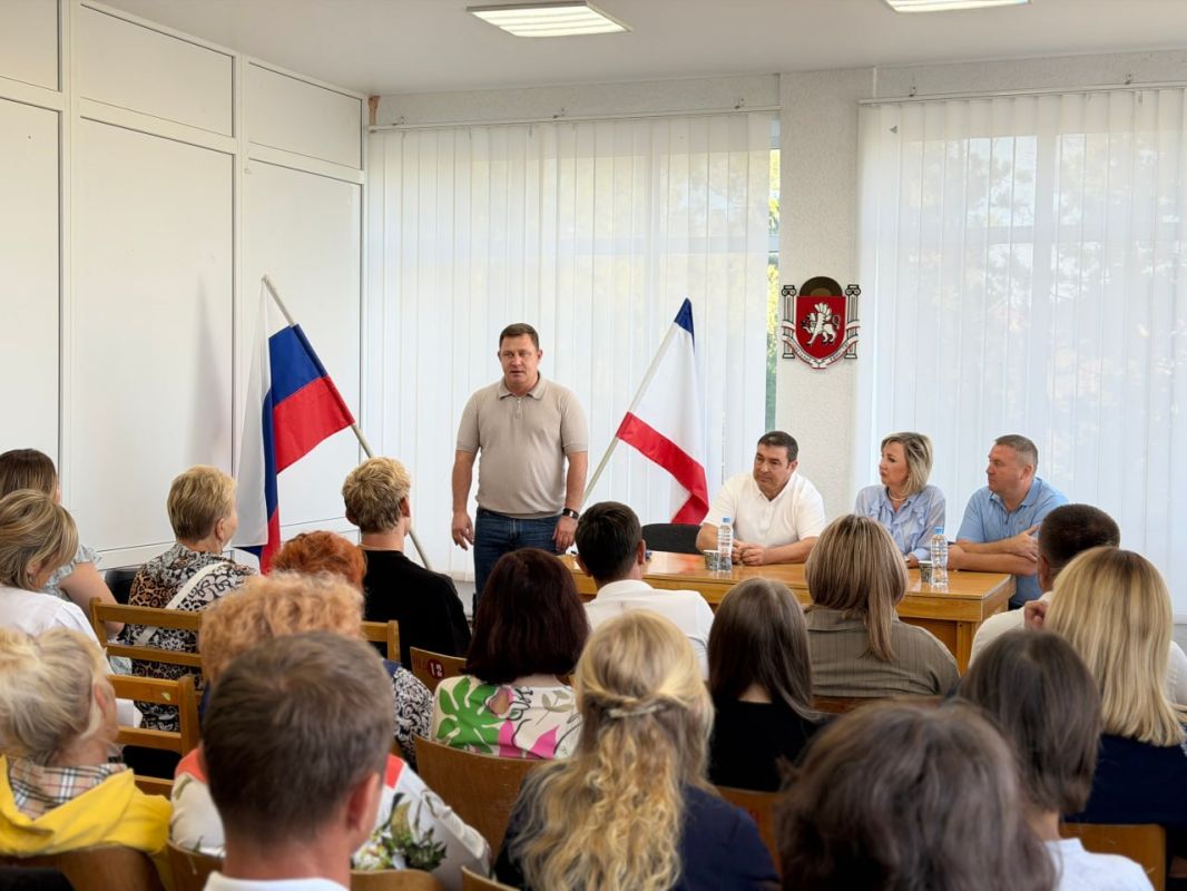 Юрий Нестеренко: В ходе рабочих встреч с жителями Трудовского и Добровского сельских поселений обсудили реализованные проекты благоустройства и планы дальнейшего развития, трудности, которые возникают и пути их решения Юрий Нестеренко: В ходе рабочих встреч с жителями Трудовского и Добровского сельских поселений обсудили реализованные проекты благоустройства и планы дальнейшего развития, трудности, которые возникают и пути их решения