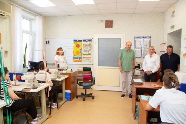 Владимир Константинов осмотрел ряд объектов в Евпатории и Сакском районе Владимир Константинов осмотрел ряд объектов в Евпатории и Сакском районе