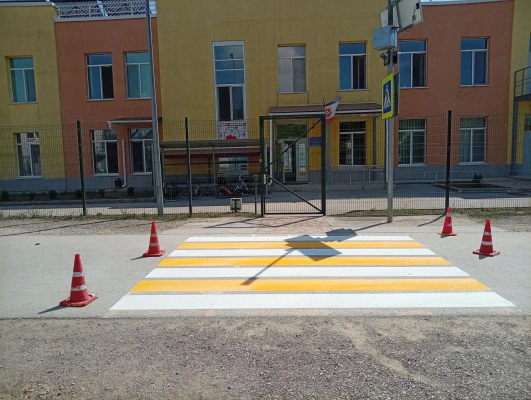 В Бахчисарайском районе проведены работы по обновлению дорожной разметки