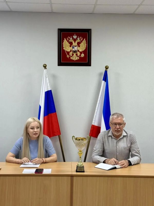 Аппаратное совещание с руководителями ресурсоснабжающих предприятий и службами города Аппаратное совещание с руководителями ресурсоснабжающих предприятий и службами города