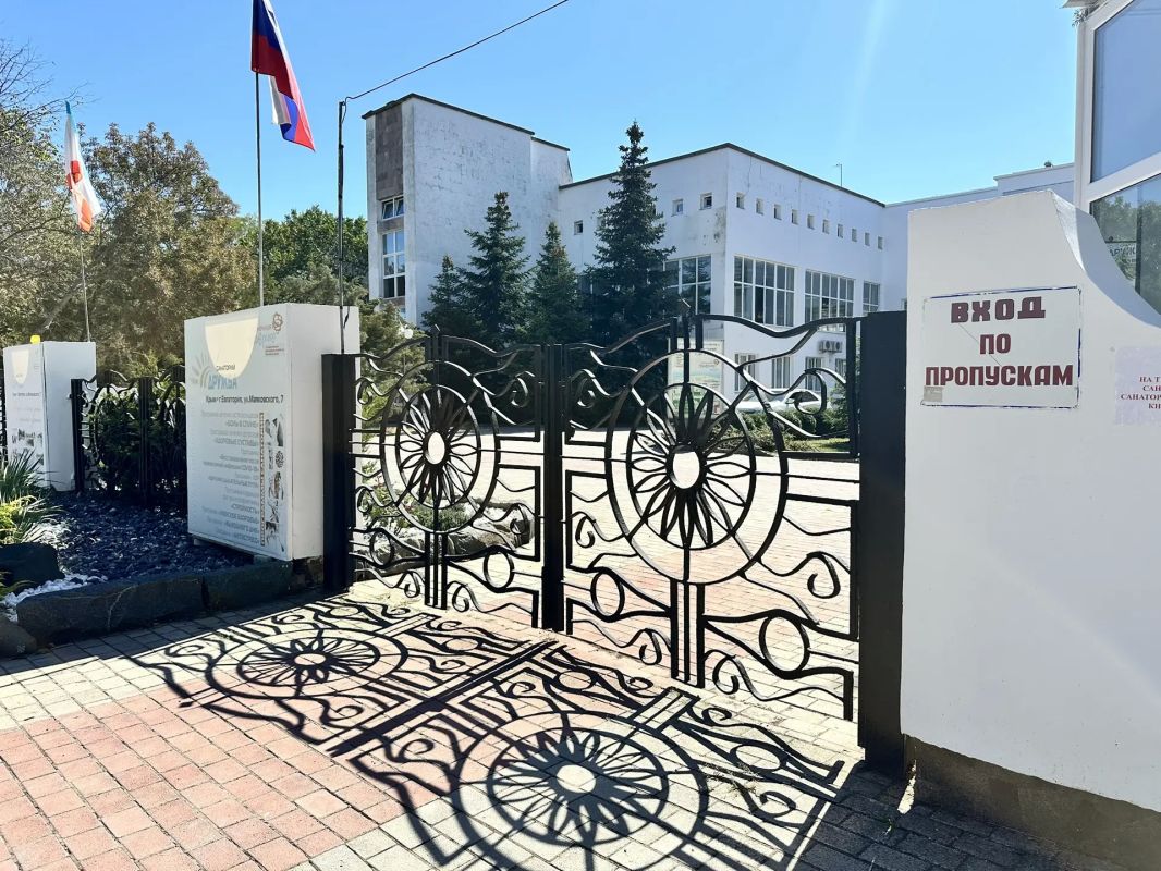 Санатории и детские лагеря Крыма продолжают совершенствоваться, становясь более привлекательными для гостей Санатории и детские лагеря Крыма продолжают совершенствоваться, становясь более привлекательными для гостей