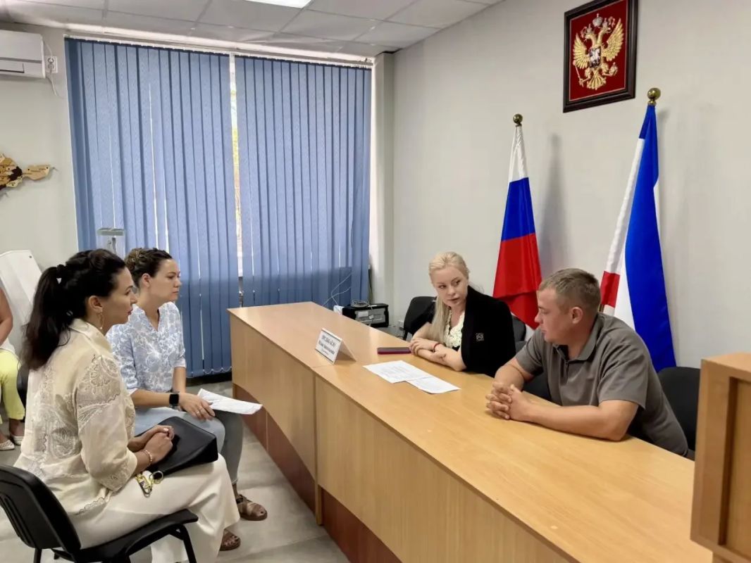 На этой неделе прошел личный прием граждан Главы администрации г. Саки