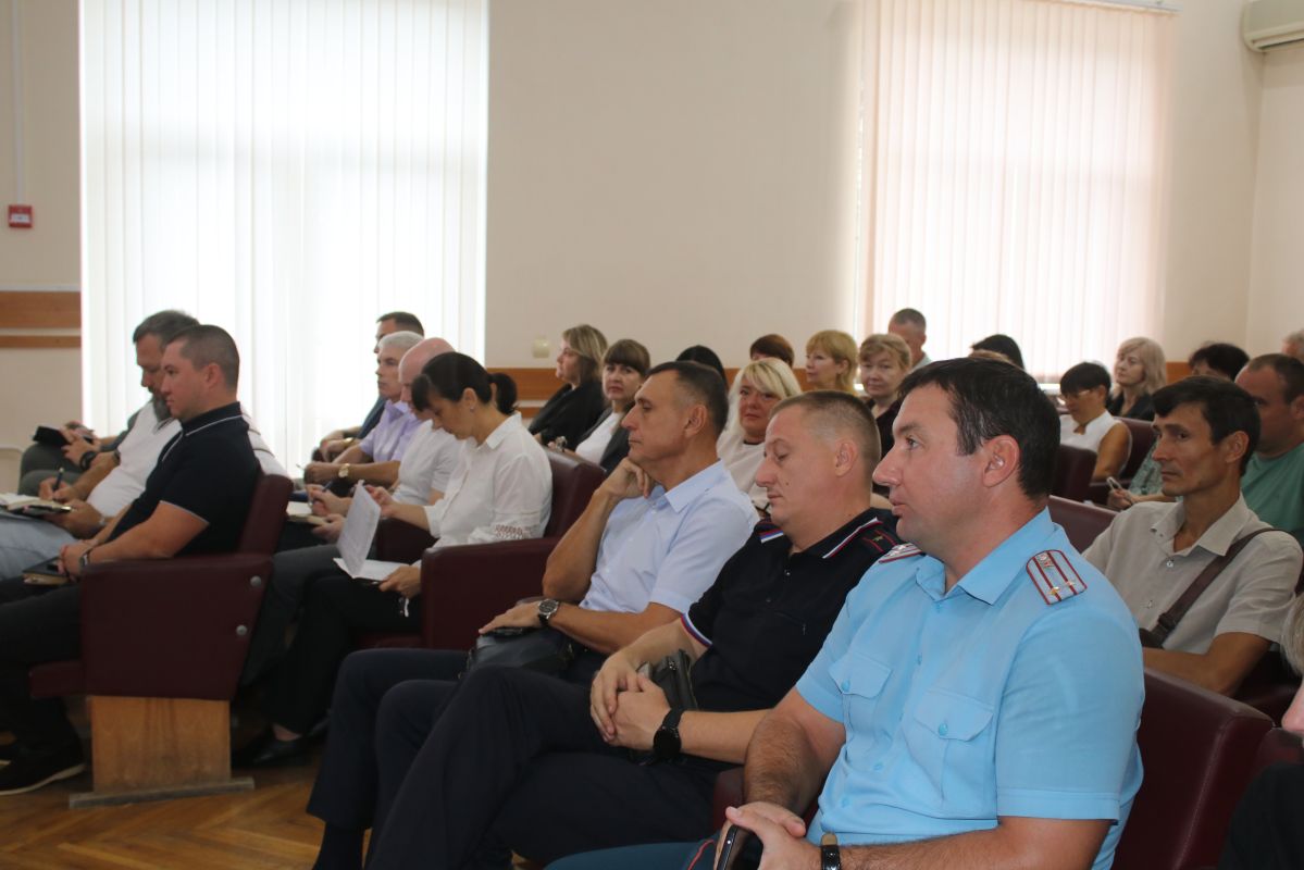 Управление городского хозяйства отчиталось о работе за 8 месяцев Управление городского хозяйства отчиталось о работе за 8 месяцев
