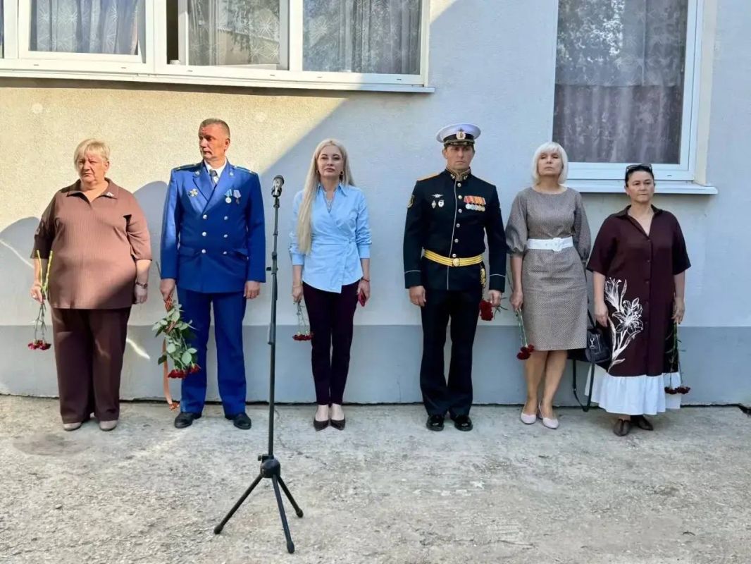 Юлия Предыбайло: МЫ ПОМНИМ, МЫ ГОРДИМСЯ!. Сегодня в Сакской гимназии Юлия Предыбайло: МЫ ПОМНИМ, МЫ ГОРДИМСЯ!. Сегодня в Сакской гимназии