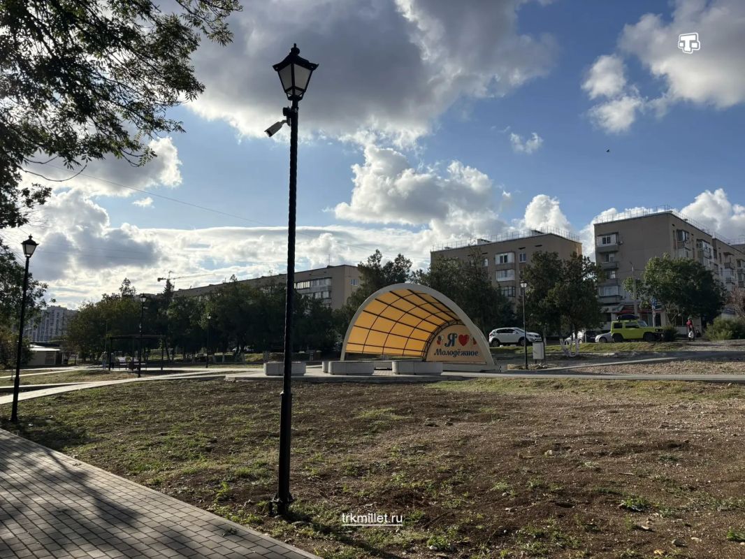 В поселке Молодежное появился новый сквер В поселке Молодежное появился новый сквер