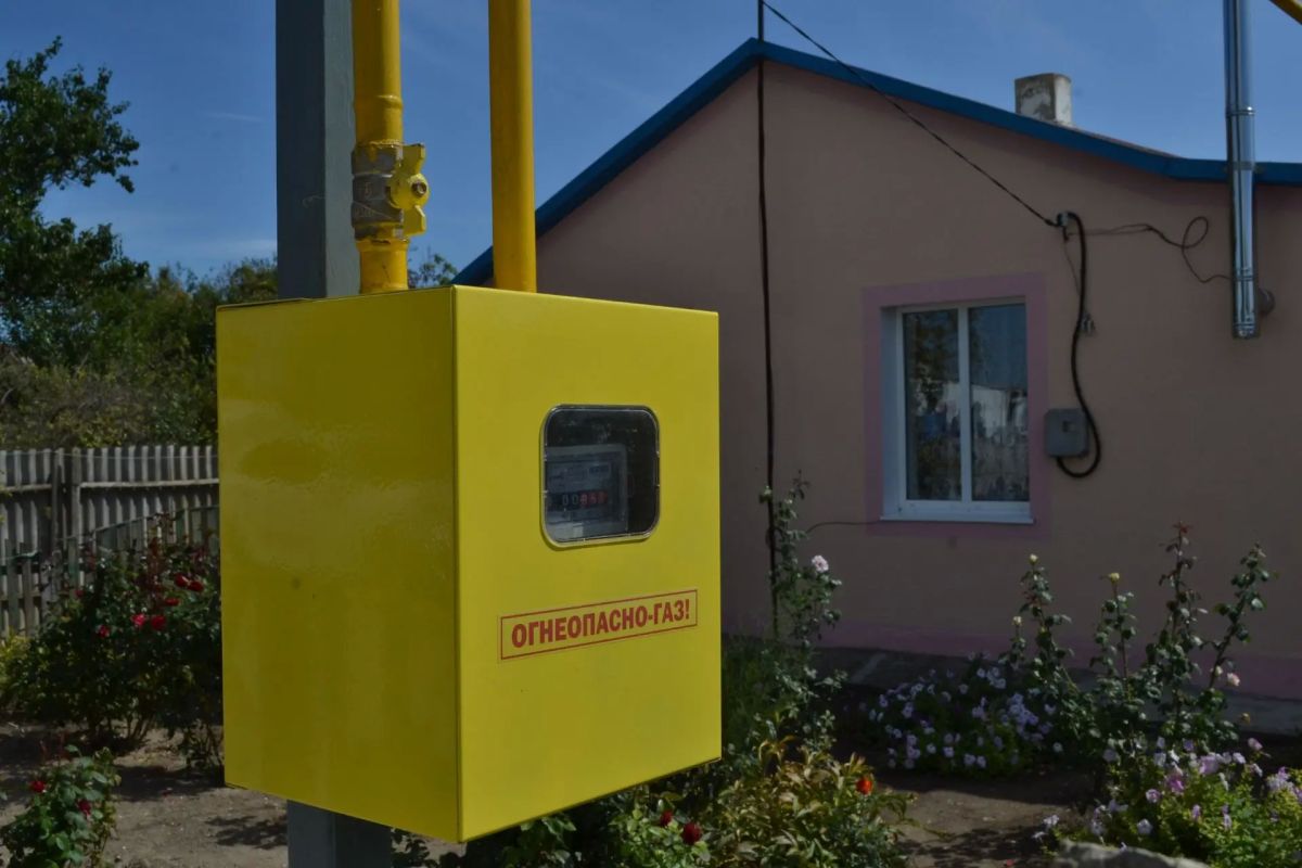 Несмотря на трудности с которыми наша республика сталкивается ежедневно, к числу газифицированных населенных пунктов в начале сентября 2026 года прибавился еще один населенный пункт Крыма